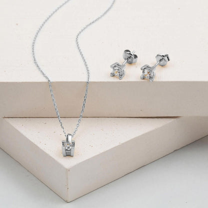 14K White Gold Solitaire Cubic Zirconia Necklace and Earrings Set (2.93 g)