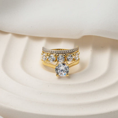 14K Yellow Gold Solitaire Five Stone Cubic Zirconia Ring (5 g)