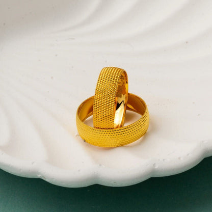 22K Yellow Gold Milgrain Men's Wedding Band Ring