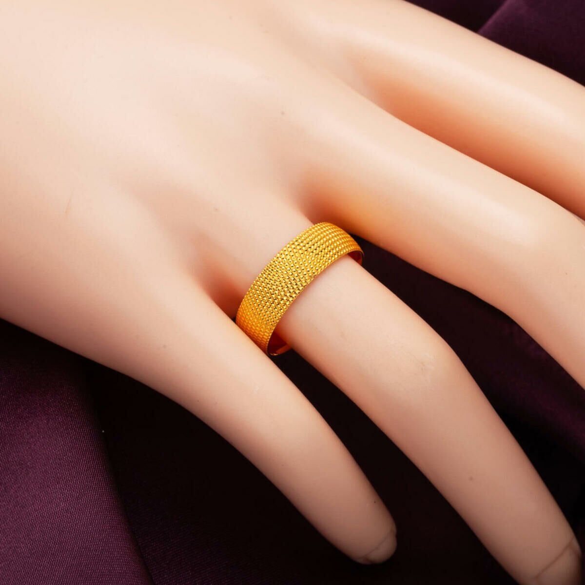 22K Yellow Gold Milgrain Men's Wedding Band Ring