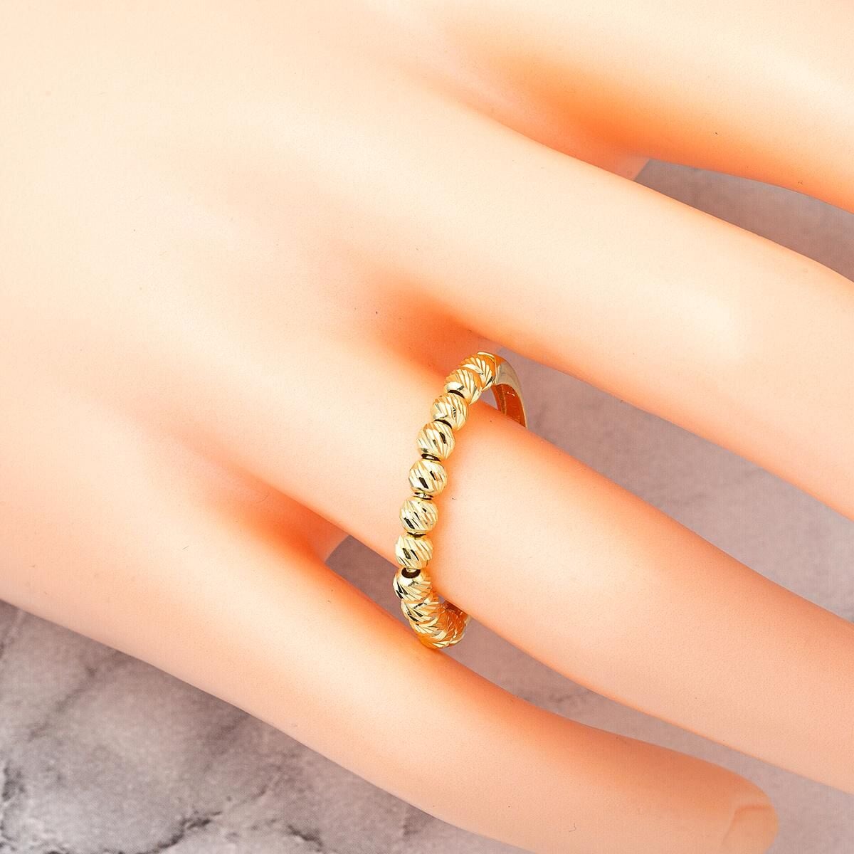14K Yellow Gold Bead Ring (1.83 g)
