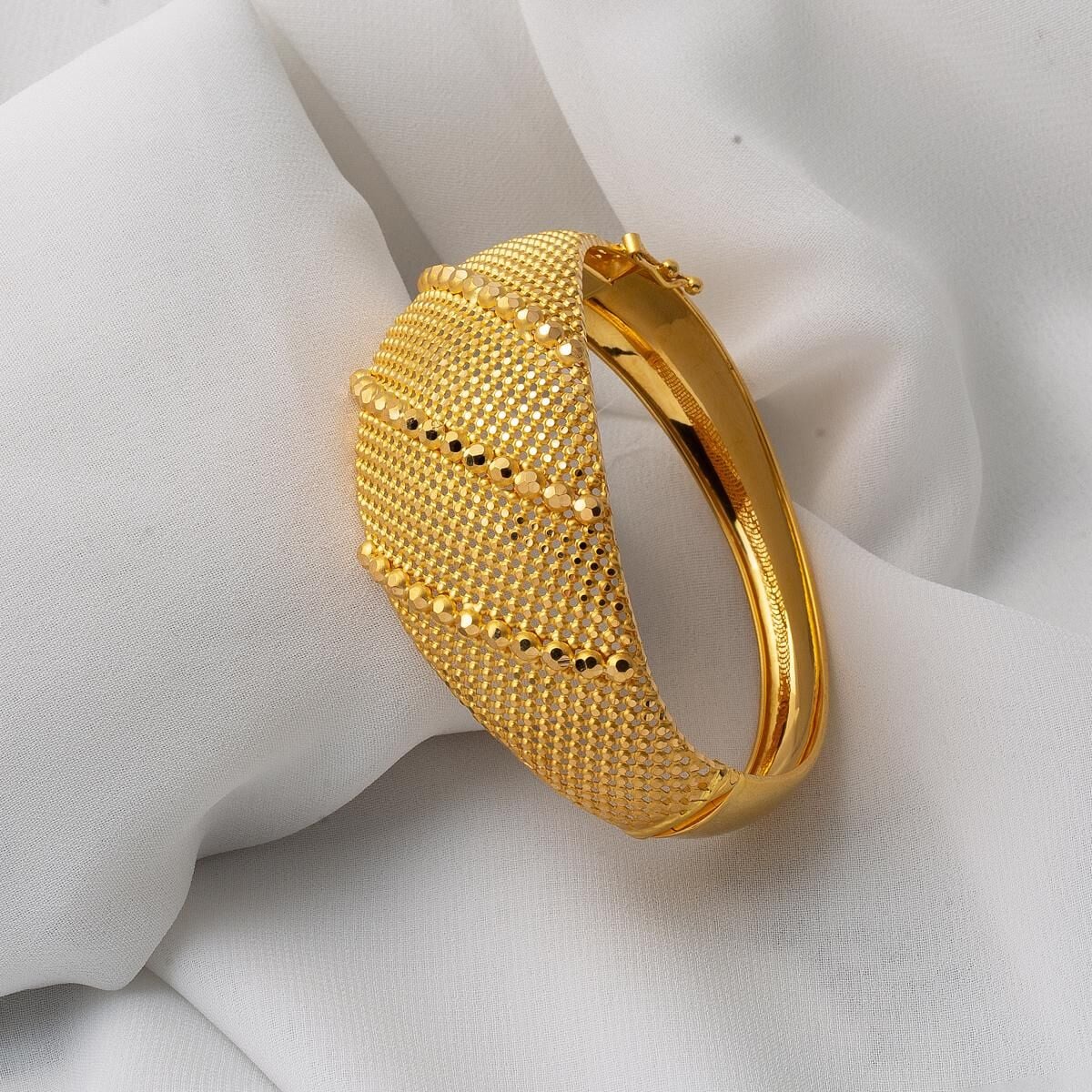 22K Yellow Gold Bead Hinged Cuff Bangle (22.29 g)