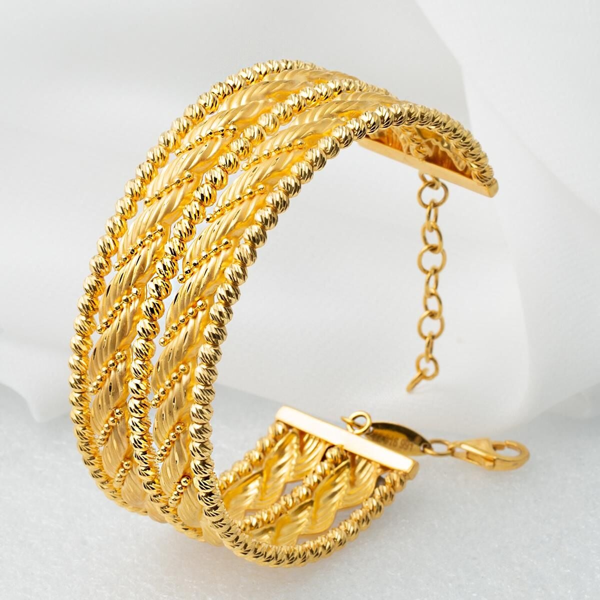22K Yellow Gold Bead Wide Cuff Hinged Cuff Bangle (35 g)