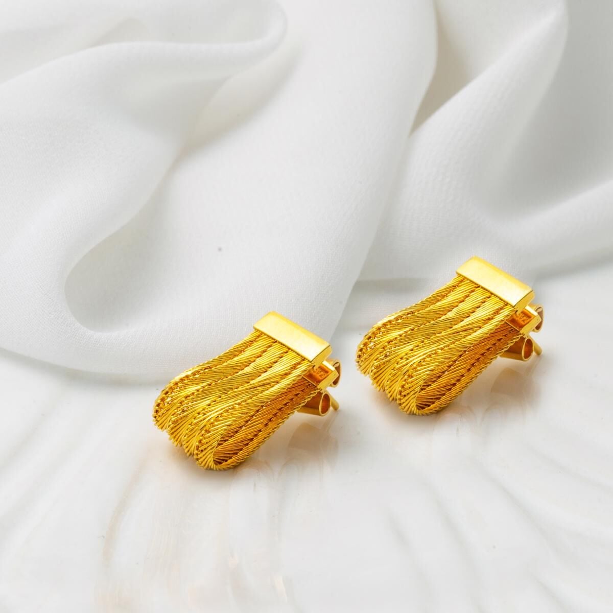 14K Yellow Gold Trabzon Mesh Earrings