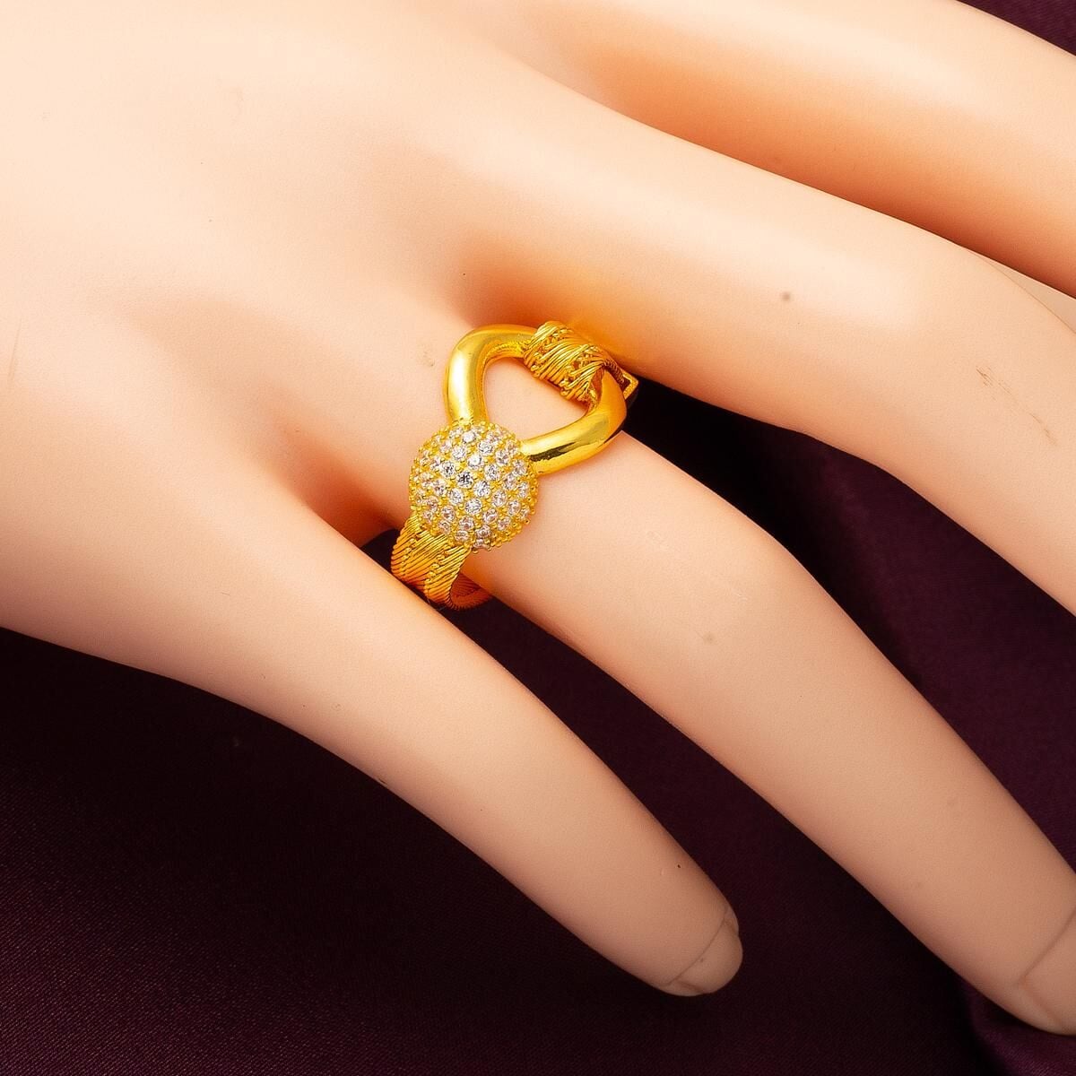 22K Yellow Gold Trabzon Mesh Cubic Zirconia Ring (4.6 g)