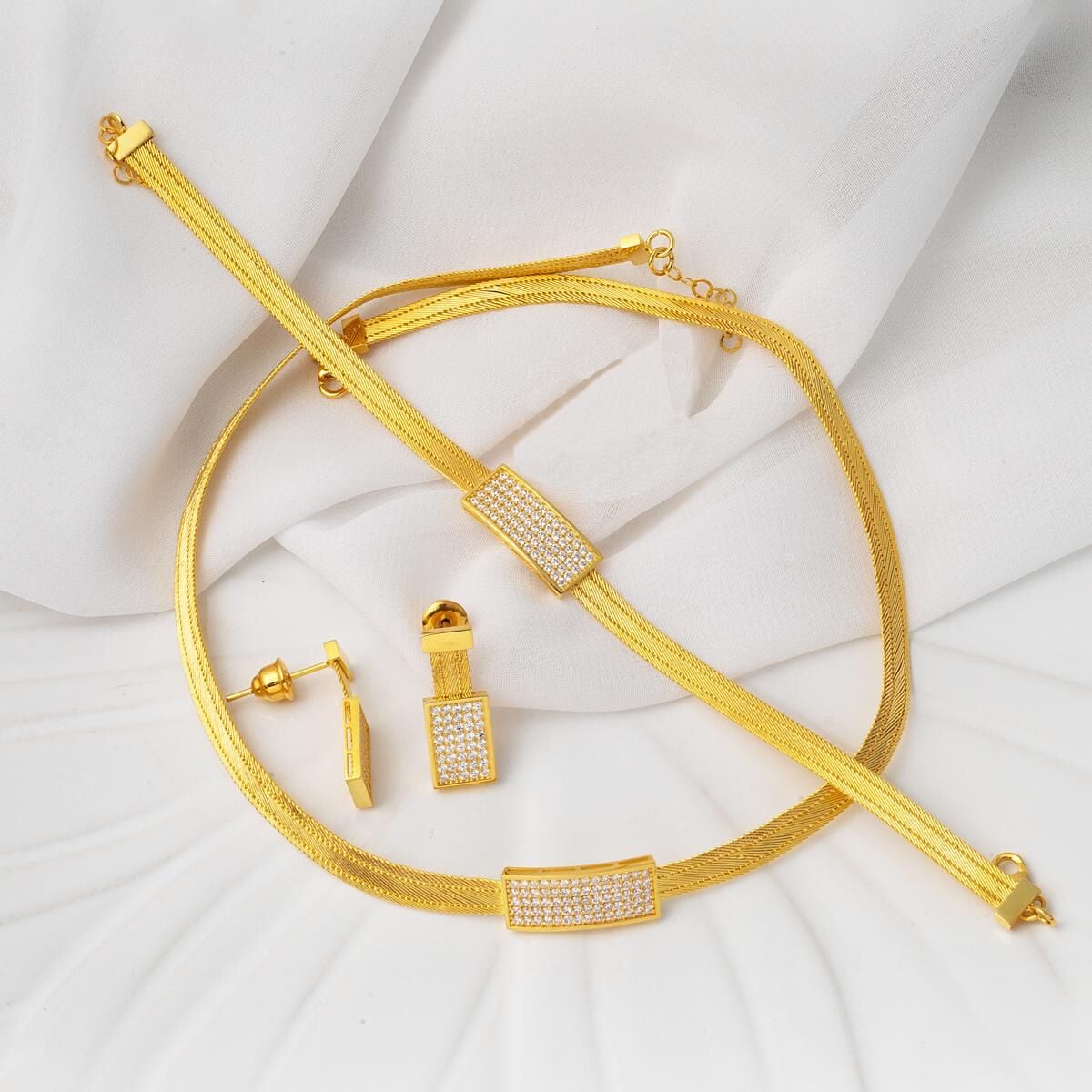 14K Yellow Gold Trabzon Mesh 3 Row Cubic Zirconia Jewelry Set