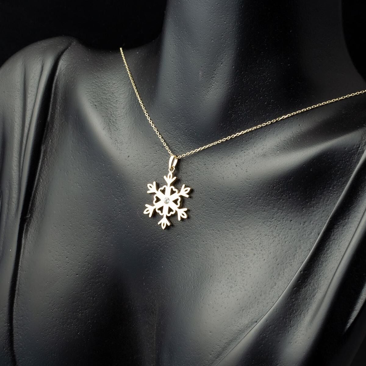 14K Yellow Gold Trendy Snowflake Cubic Zirconia Necklace