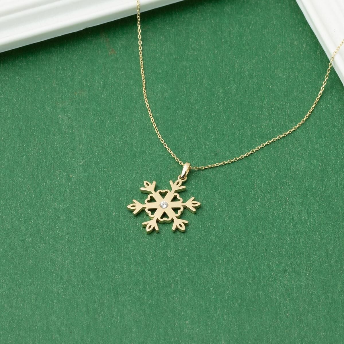14K Yellow Gold Trendy Snowflake Cubic Zirconia Necklace