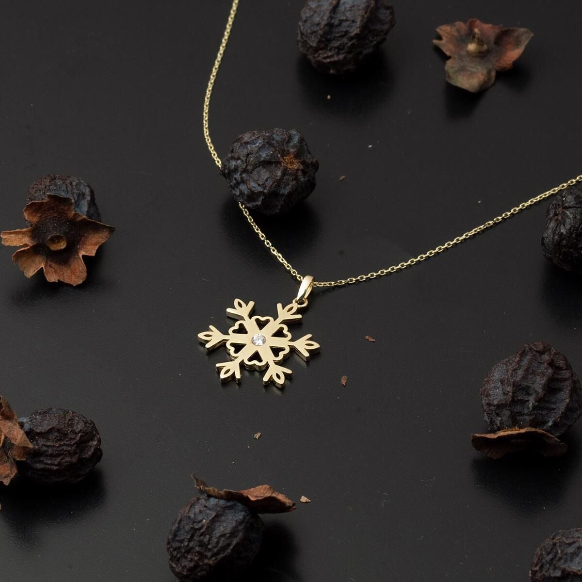 14K Yellow Gold Trendy Snowflake Cubic Zirconia Necklace