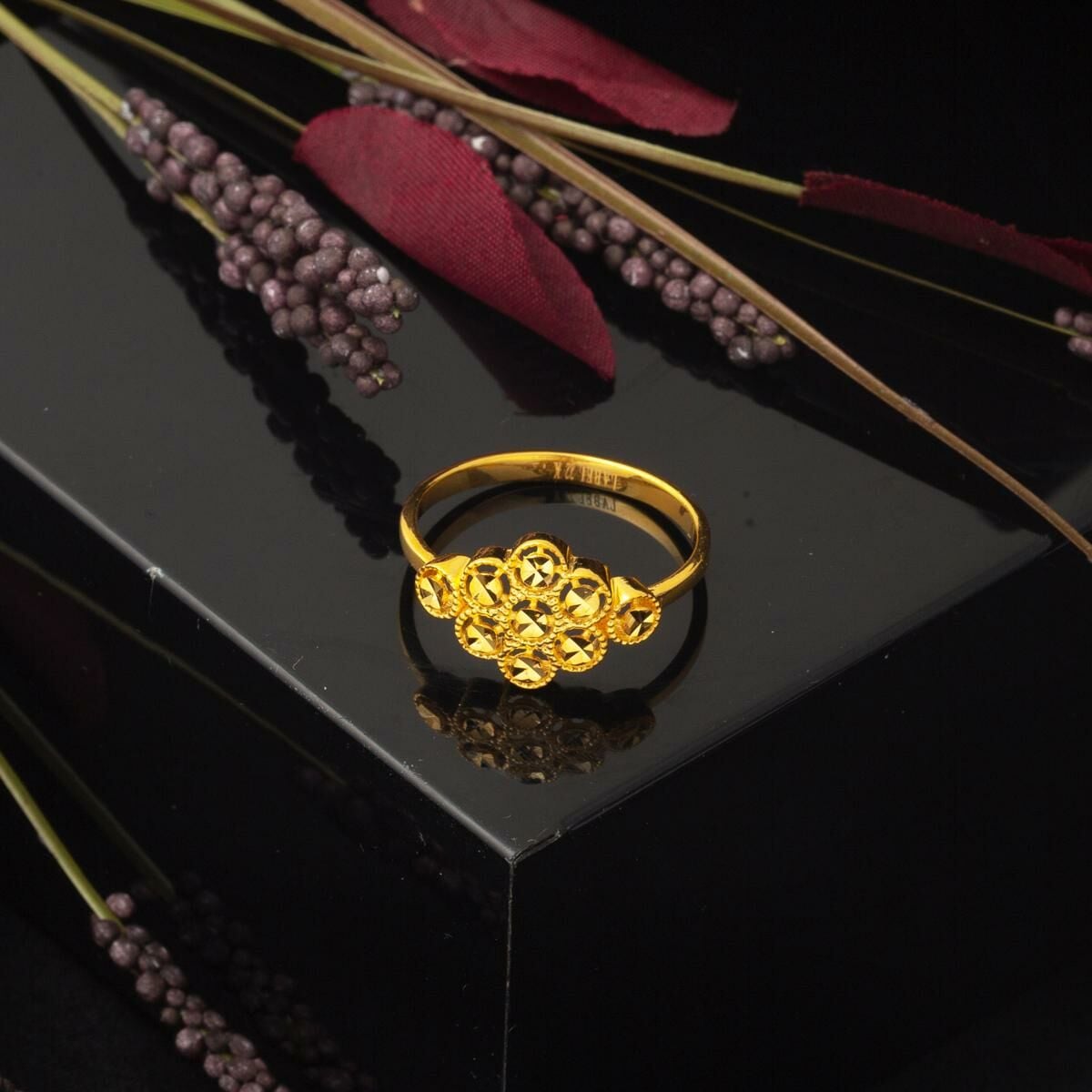 22K Yellow Gold Trendy Ring