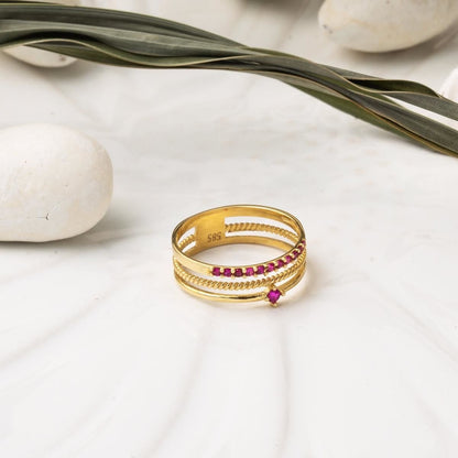 14K Yellow Gold Tria Rose Belt Cubic Zirconia Ring