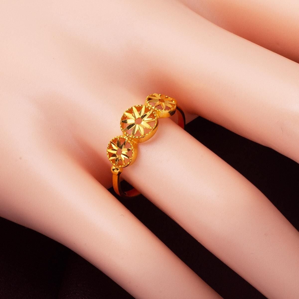 22K Yellow Gold Tria Star Ring