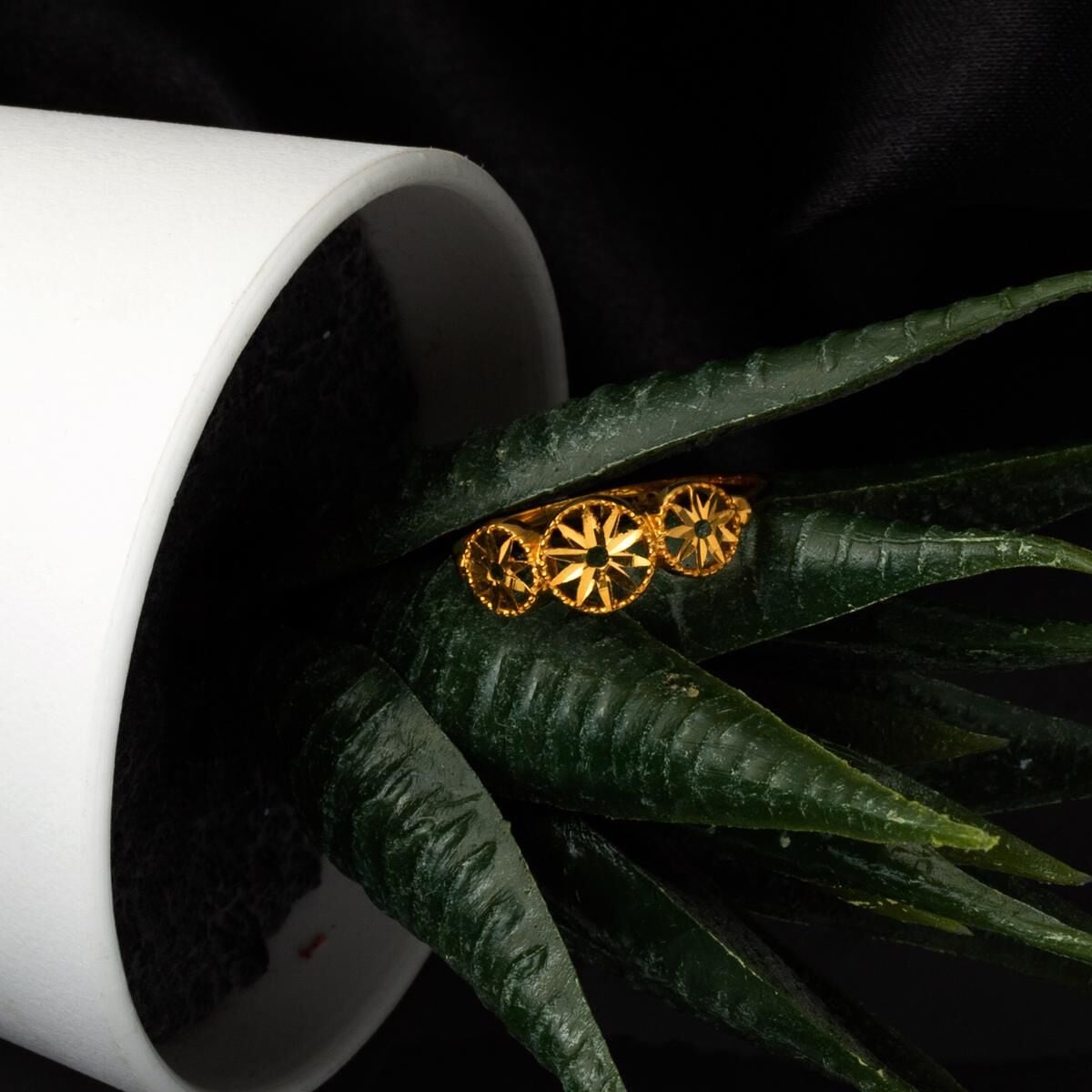 22K Yellow Gold Tria Star Ring