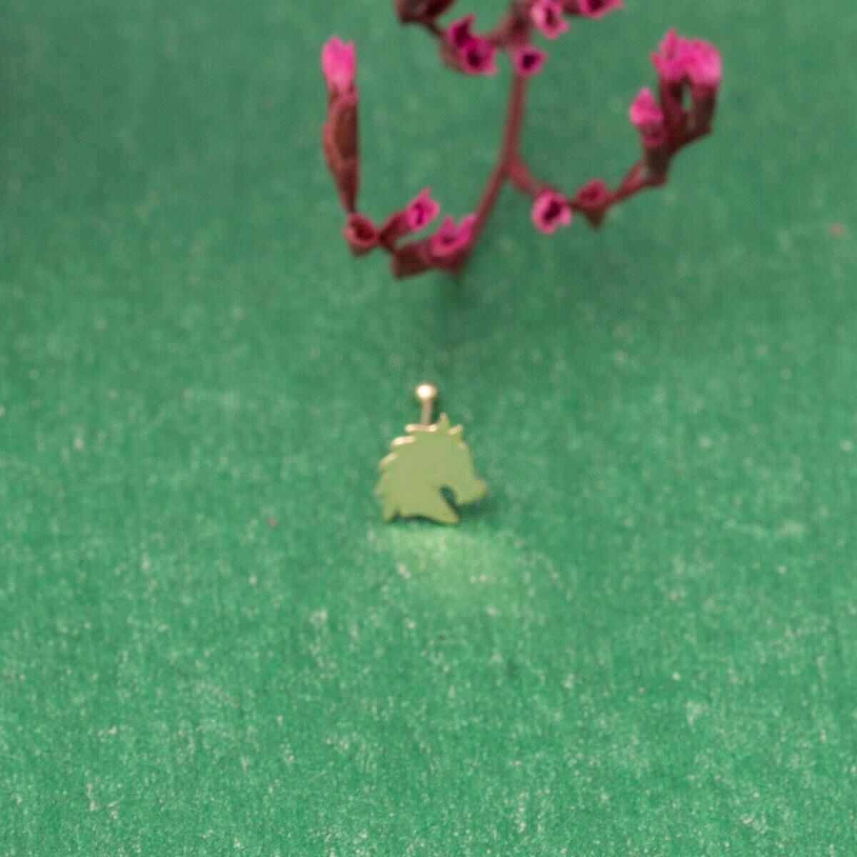 14K Yellow Gold Trojan Horse Nose Ring