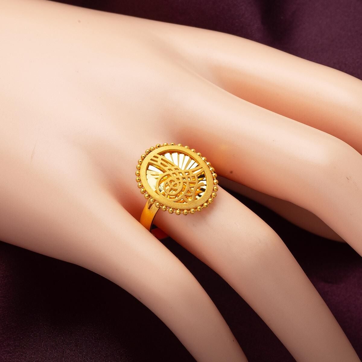 22K Yellow Gold Ottoman Tughra Ring (4.79 g)