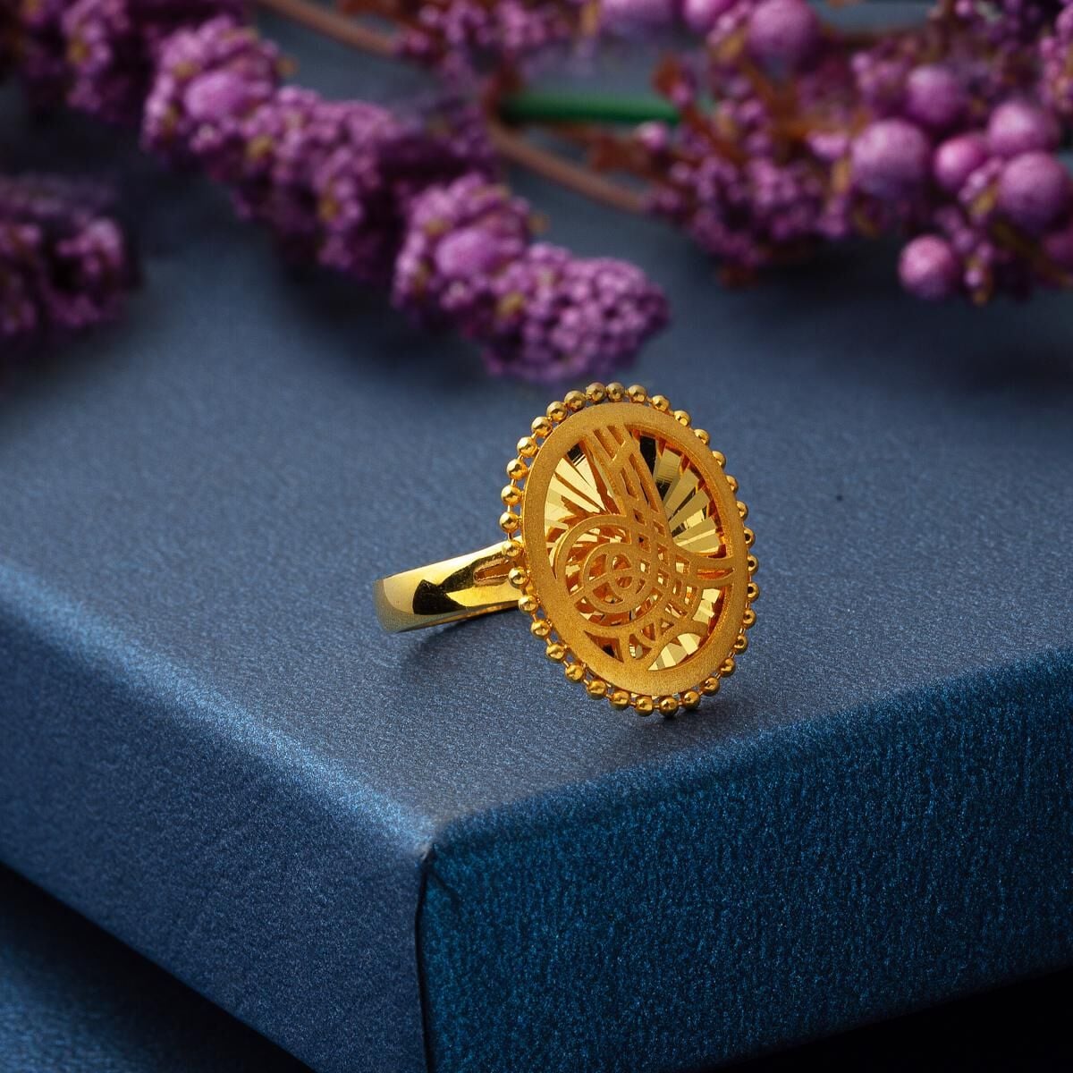 22K Yellow Gold Ottoman Tughra Ring (4.79 g)