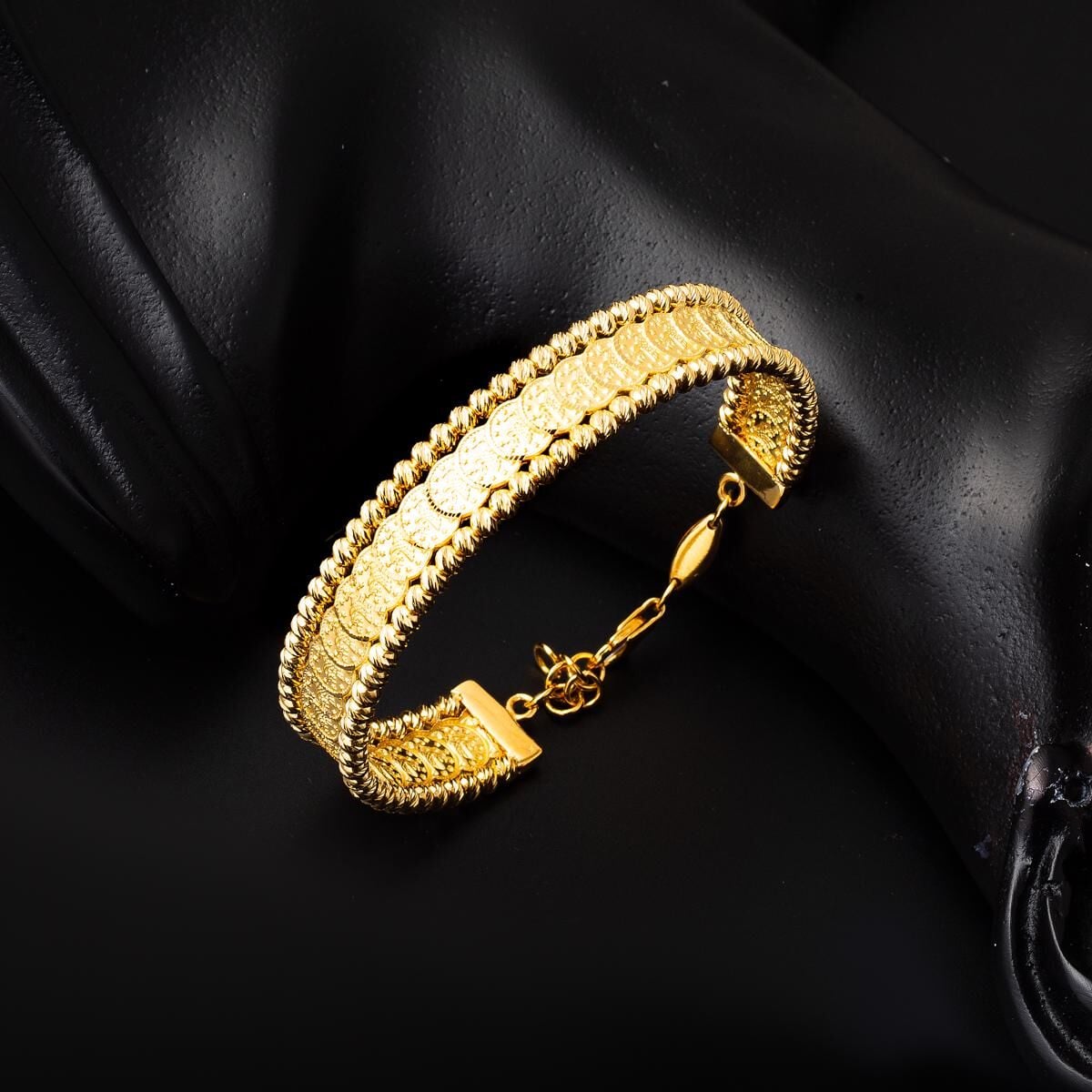 22K Yellow Gold Ottoman Tughra Hinged Cuff Bangle (20.26 g)