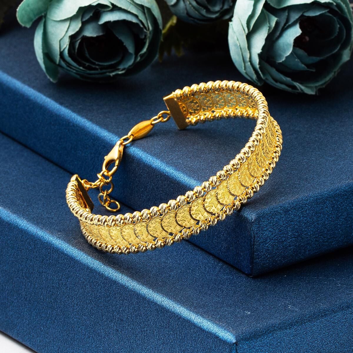 22K Yellow Gold Ottoman Tughra Hinged Cuff Bangle (20.26 g)