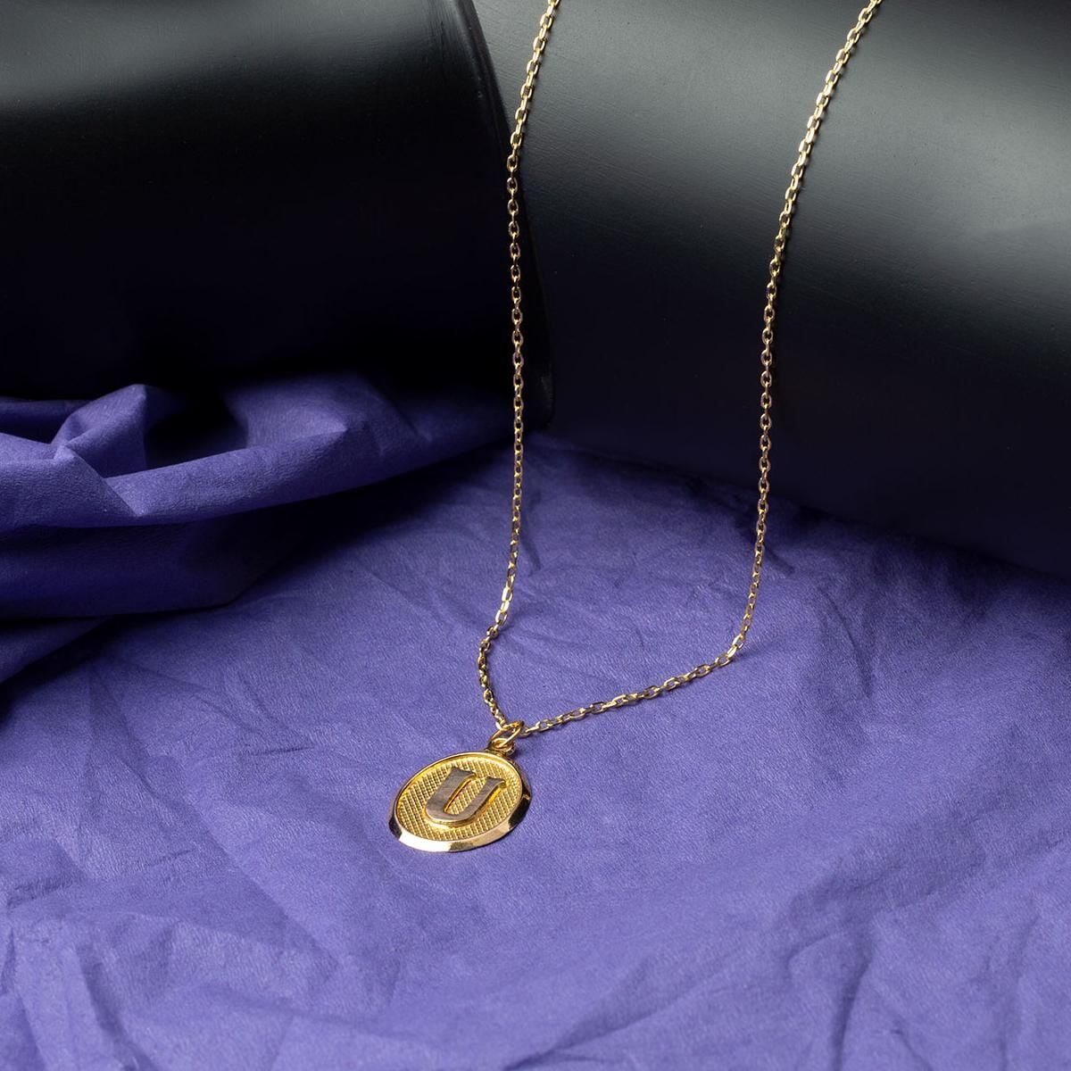 14K Yellow Gold U Initial Oval Necklace