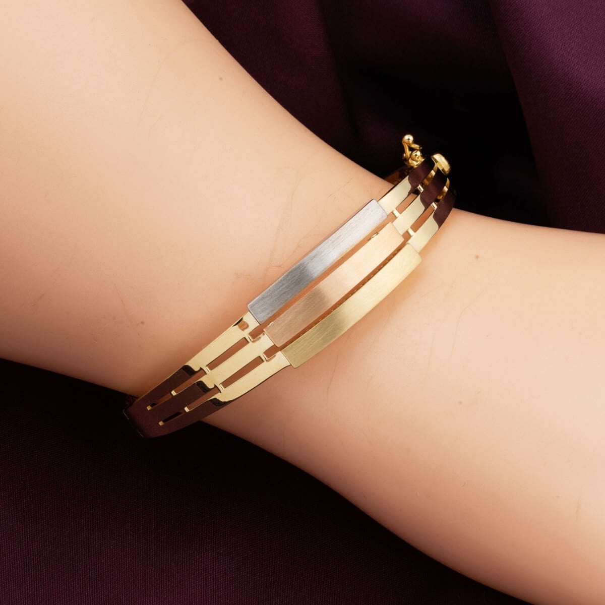 14K Yellow Gold Tri-Color Ribbed Hinged Cuff Bangle