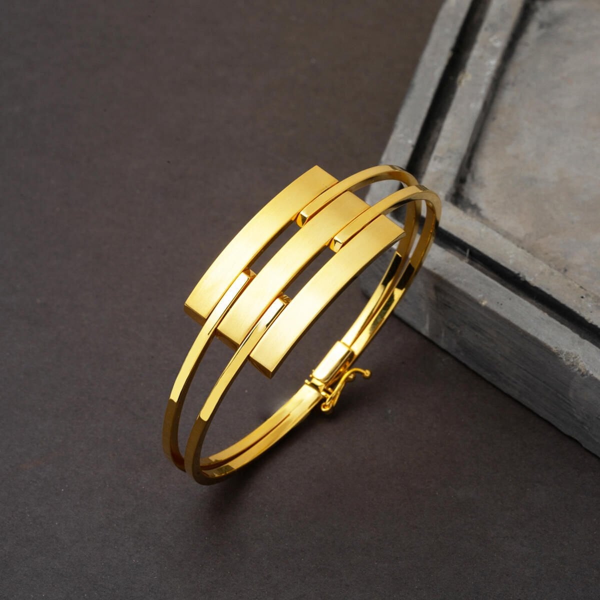 14K Yellow Gold Three Row Ribbed Bangle