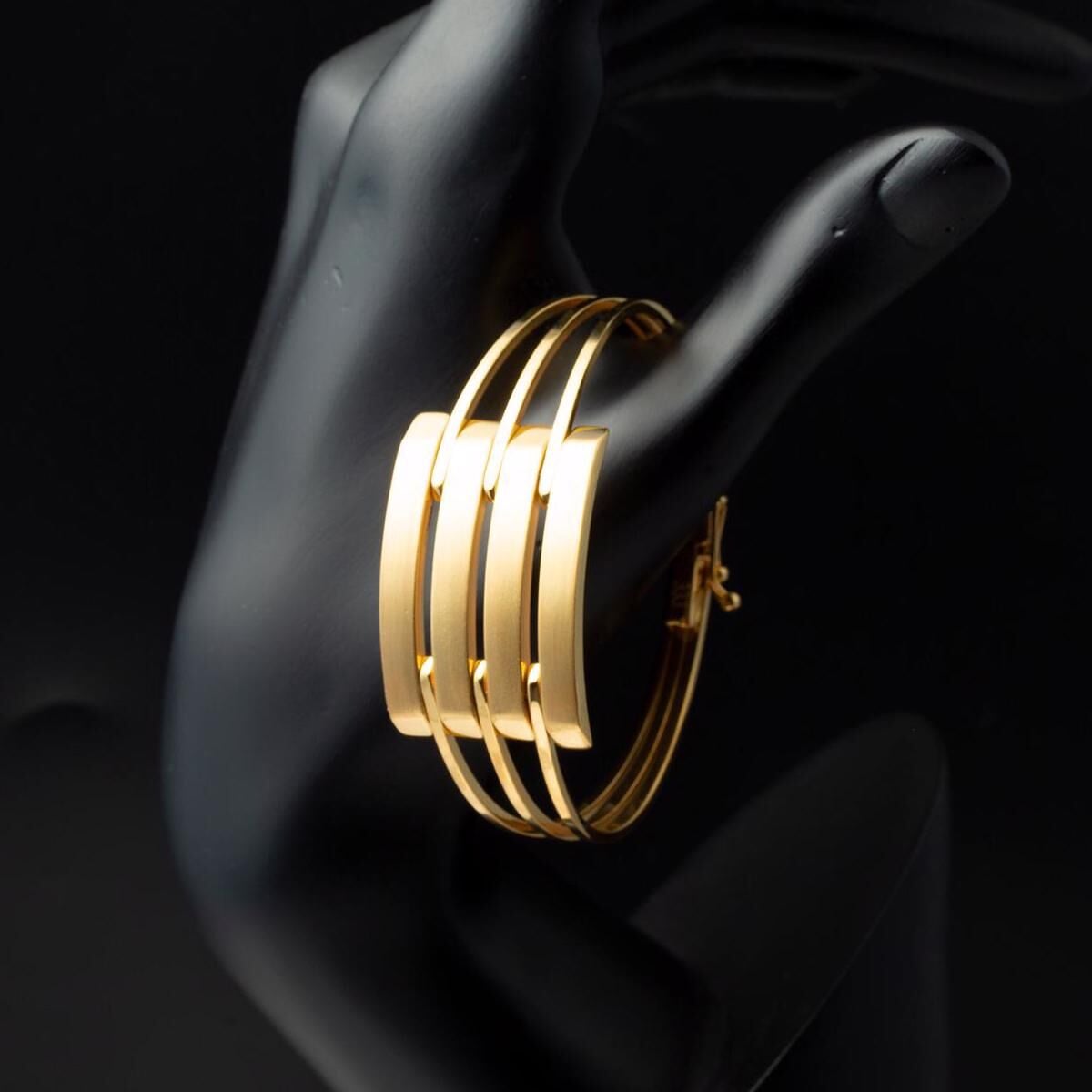 14K Yellow Gold 3-Piece Ribbed Hinged Cuff Bangle