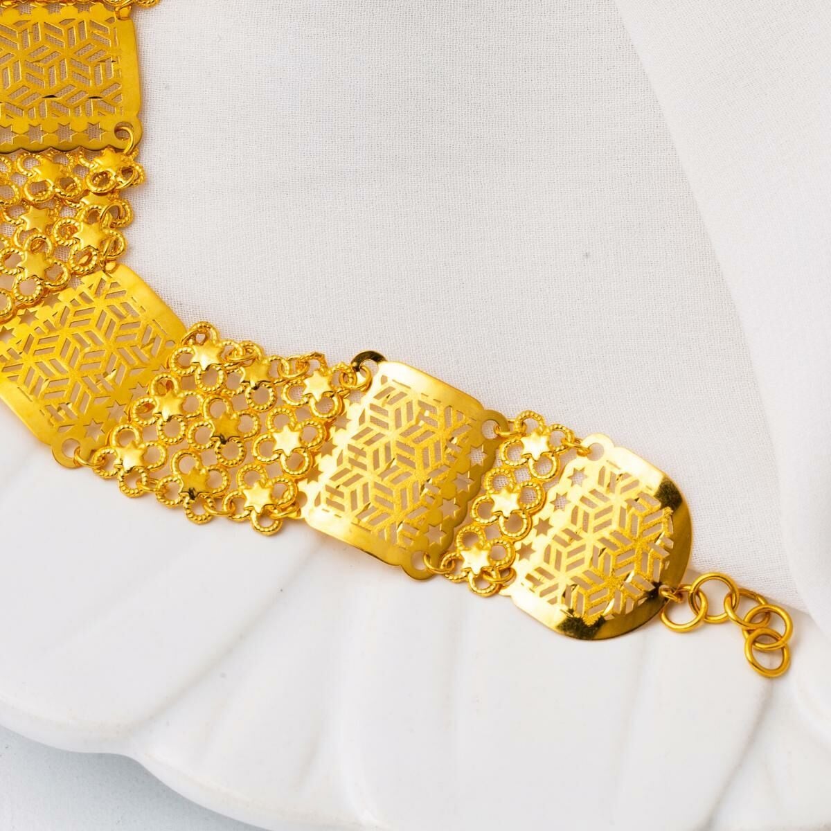 22K Yellow Gold Urfa Handcrafted Bracelet