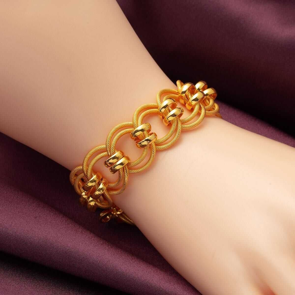 22K Yellow Gold Milky Way Bracelet (24.5 g)