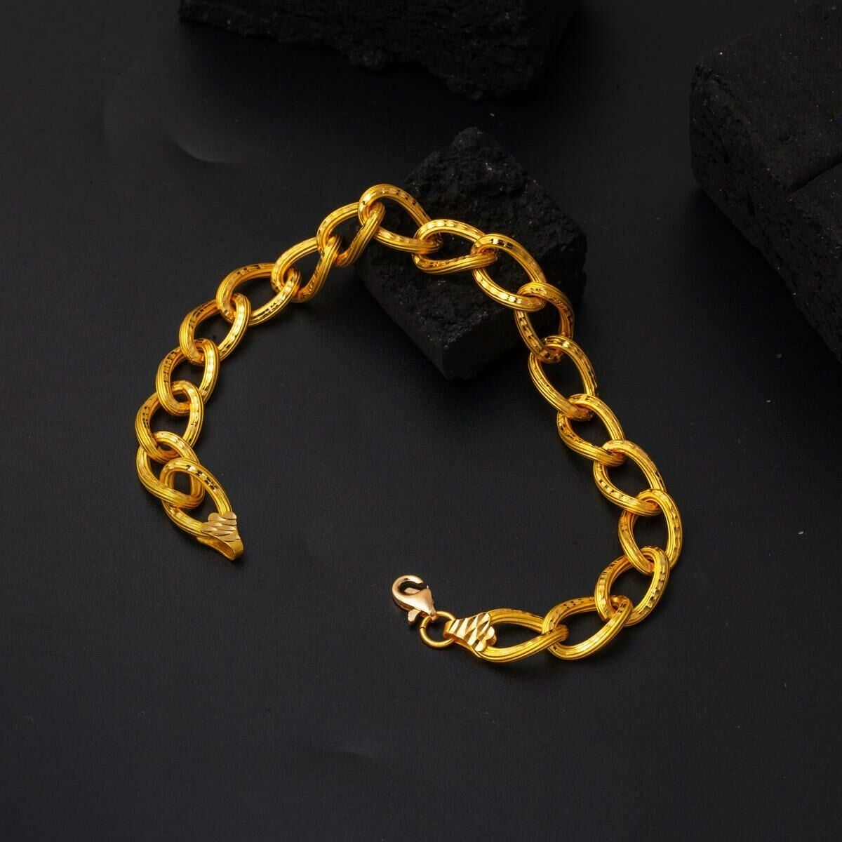 22K Yellow Gold Space Path Bracelet 8.77 g | Goldia.com