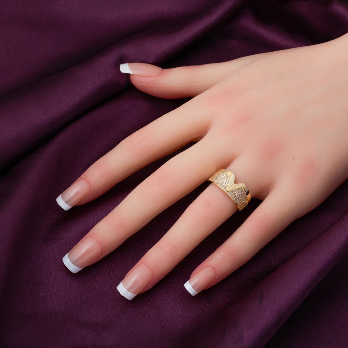 14K Yellow Gold V Cubic Zirconia Ring