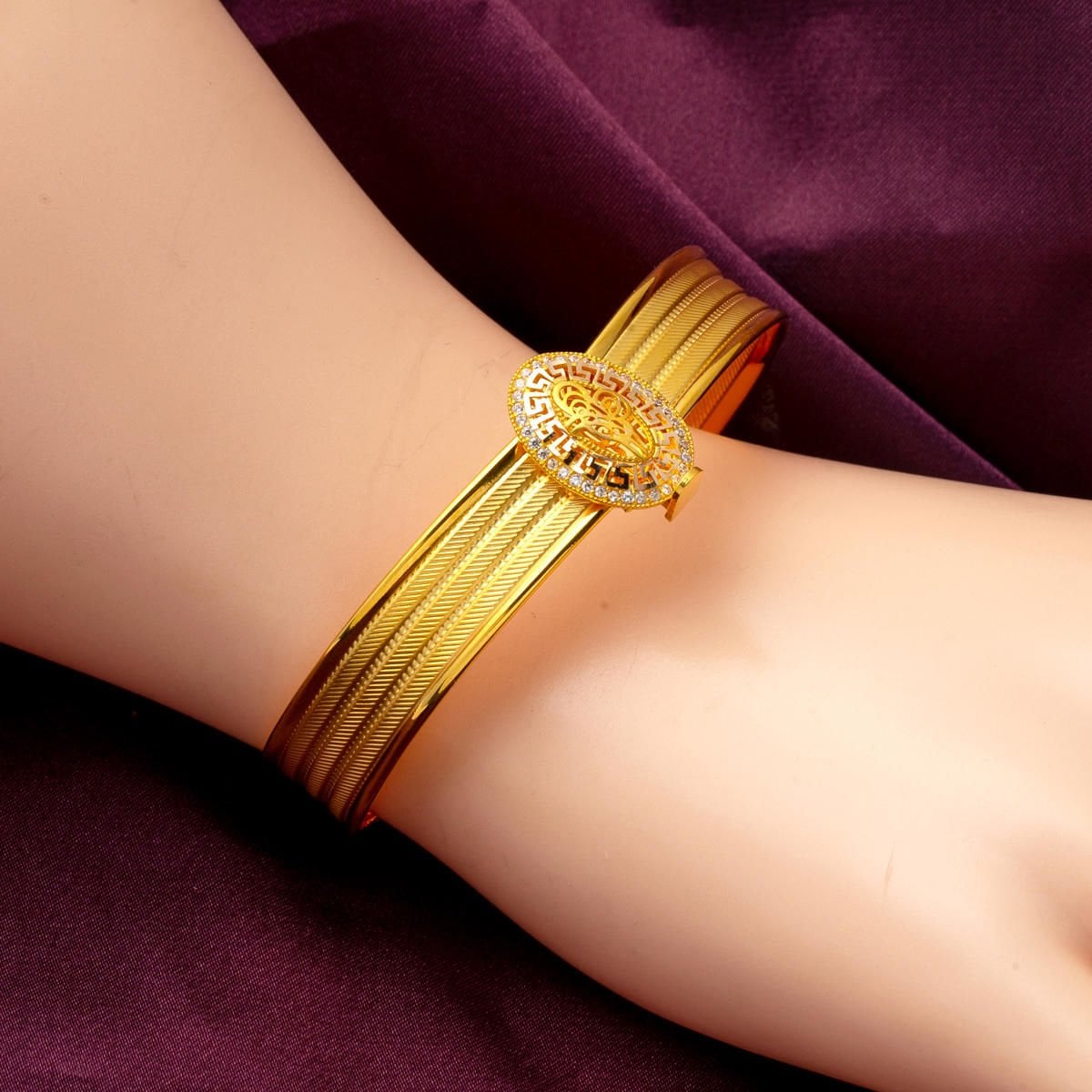 14K Yellow Gold Designer Inspired Ottoman Tughra Mesh Hinged Cuff Cubic Zirconia Bangle