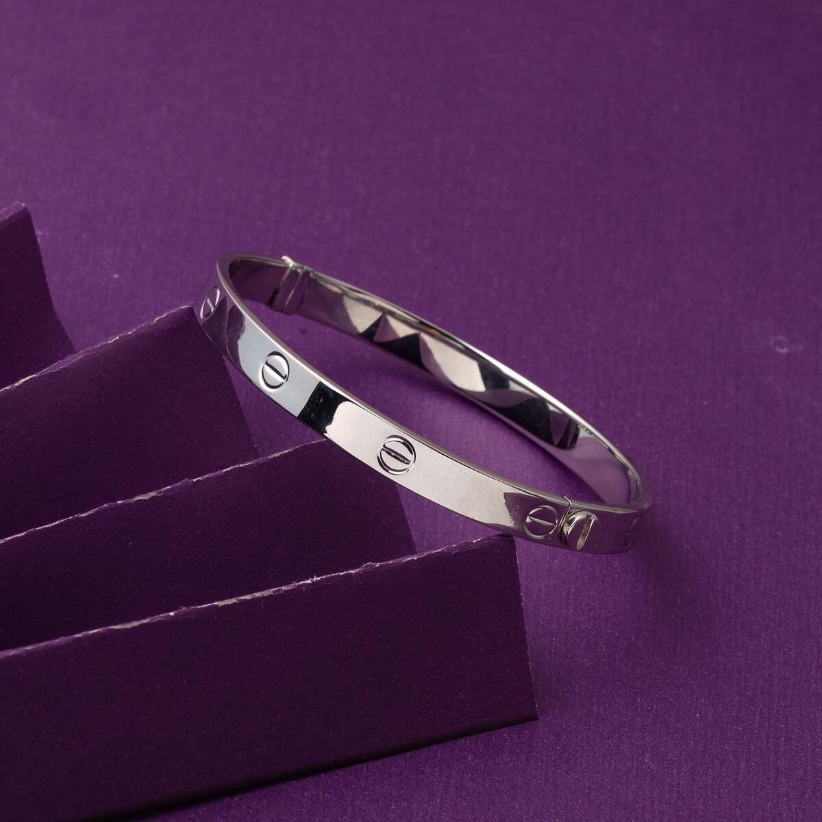 14K White Gold Screw Back Lock Bangle