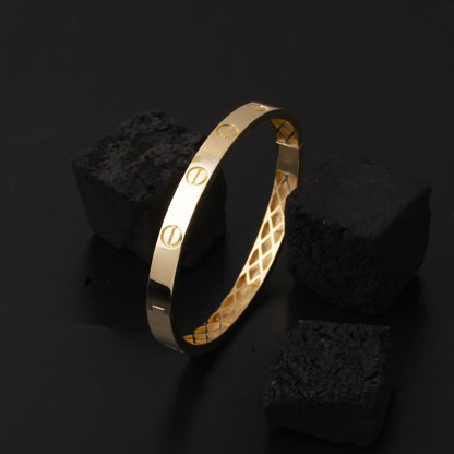 14K Yellow Gold Screw Back Hinged Cuff Bangle (10.88 g)
