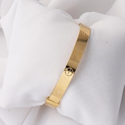 14K Yellow Gold Screw Back 8mm Wide Hinged Cuff Bangle