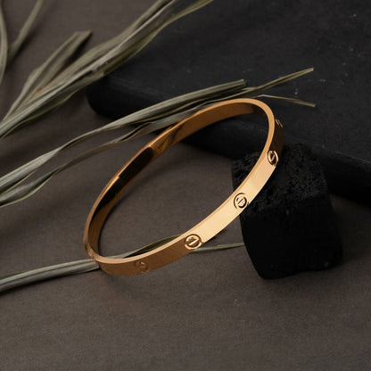 22K Yellow Gold Screw Back Thin Stackable Bangle