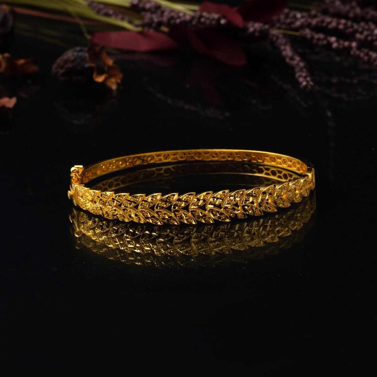 22K Yellow Gold Leaf Hinged Cuff Bangle