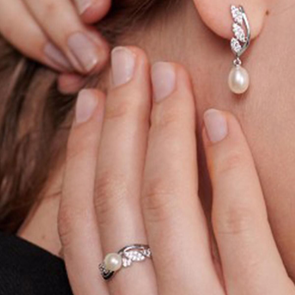14K White Gold Leaf Pearl Earrings