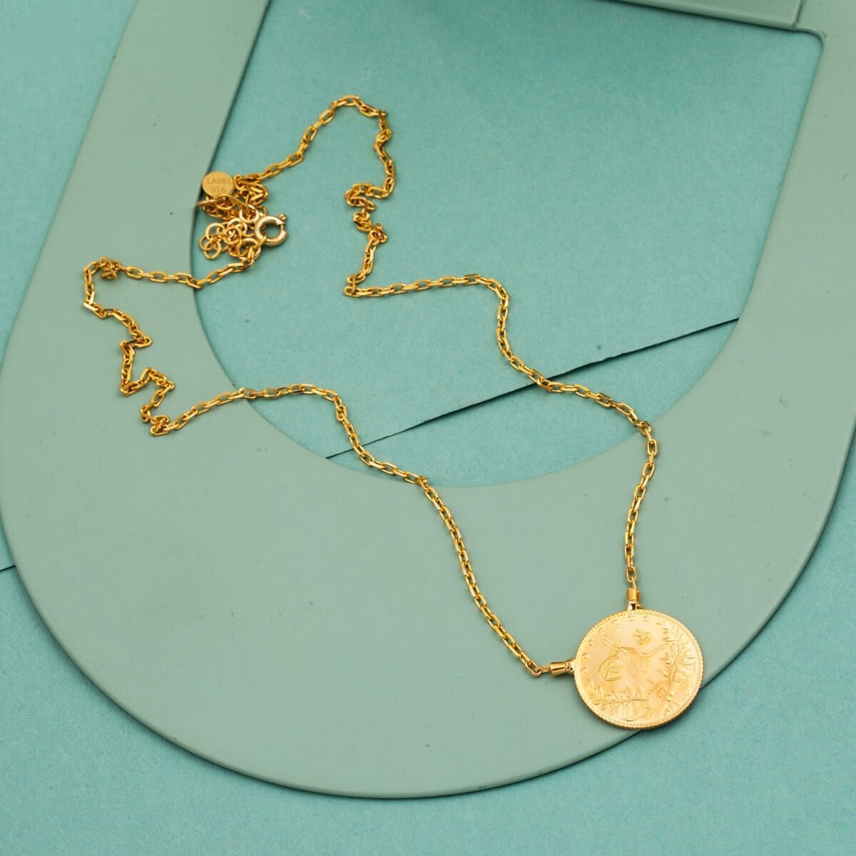 22K Yellow Gold Half Ottoman Resat Coin Cubic Zirconia Necklace (7.66 g)