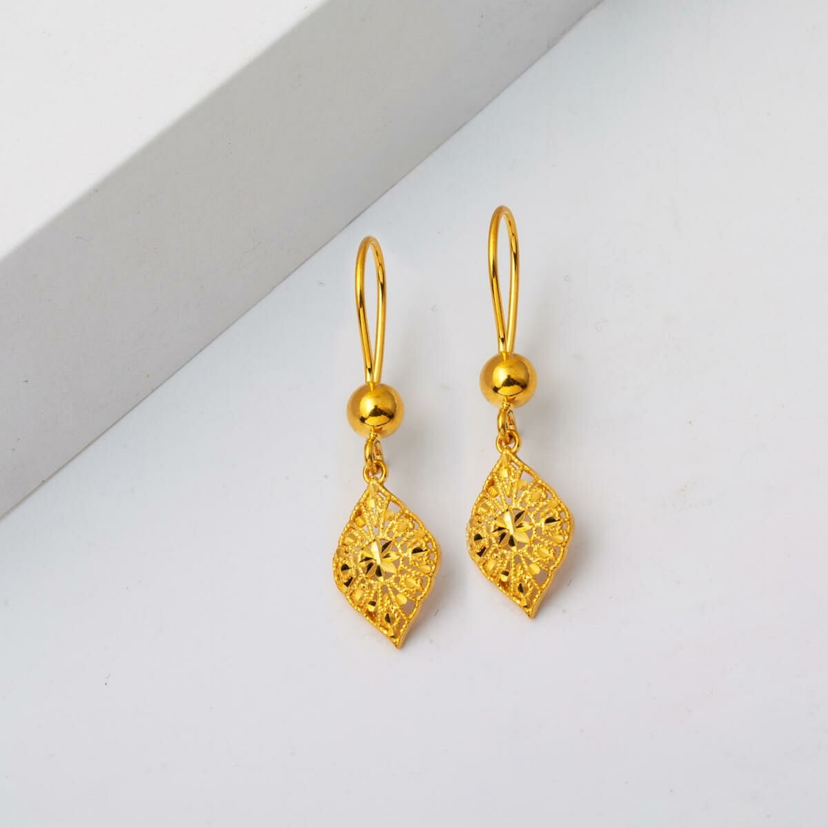 22K Yellow Gold Flower of Life Dangle Earrings (3 g)