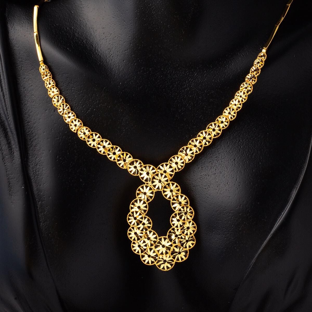 22K Yellow Gold Star Collar Necklace