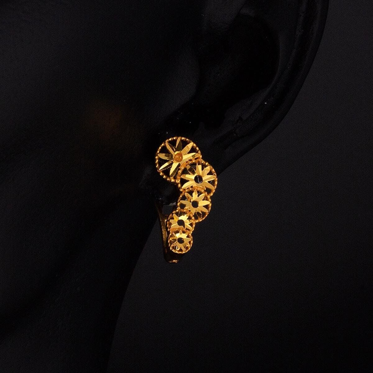 22K Yellow Gold Star Earrings (3.34 g)