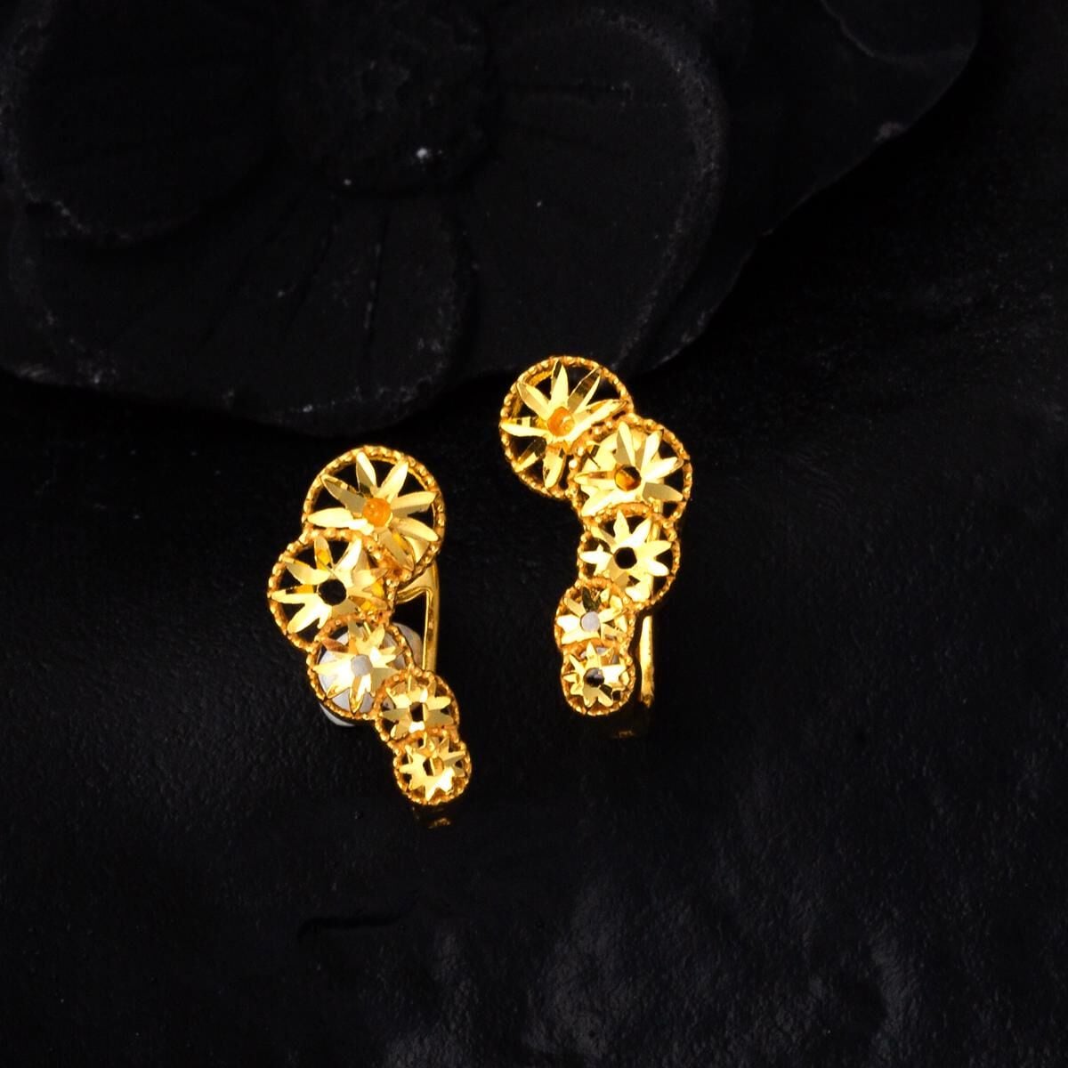 22K Yellow Gold Star Earrings (3.34 g)