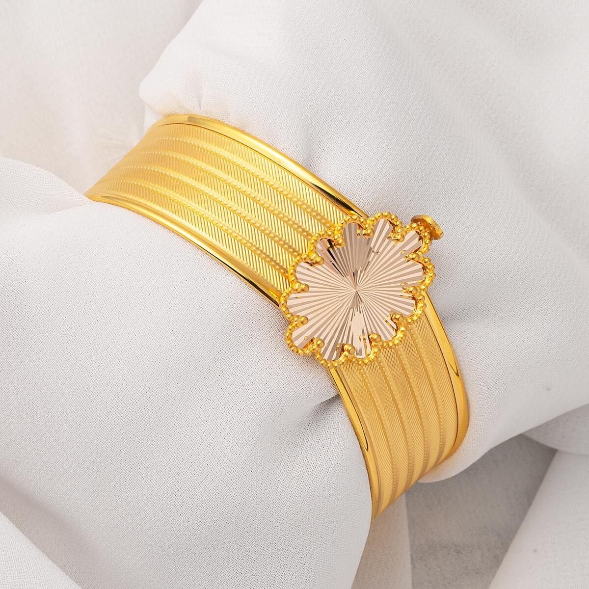 14K Yellow Gold Clover Mesh Hinged Cuff Bangle