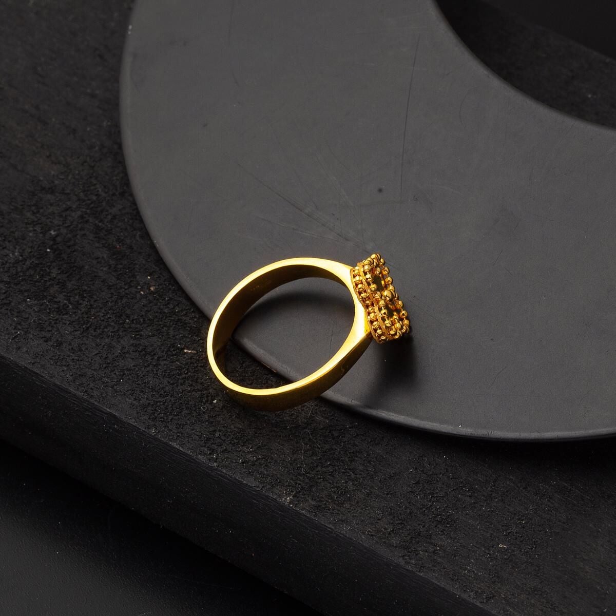 22K Yellow Gold Clover Ring