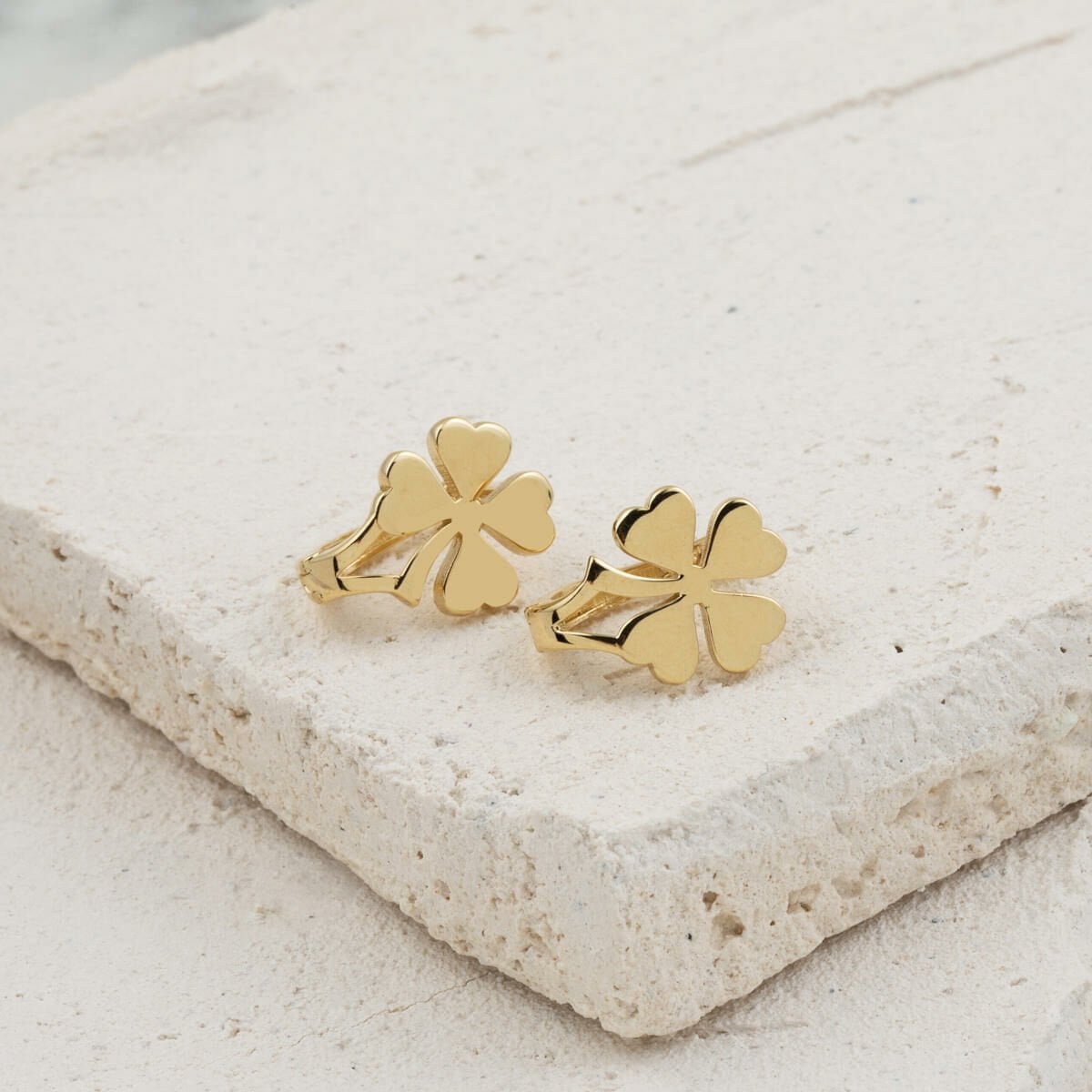 14K Yellow Gold Clover Earrings