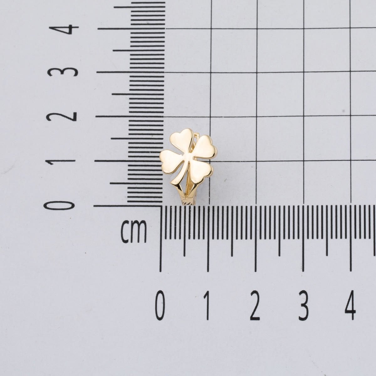 14K Yellow Gold Clover Earrings