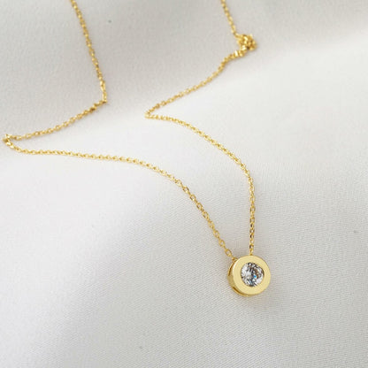 14K Yellow Gold Round Design Single Stone Cubic Zirconia Necklace