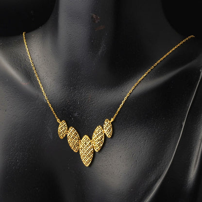 22K Yellow Gold Lilies Chain Necklace