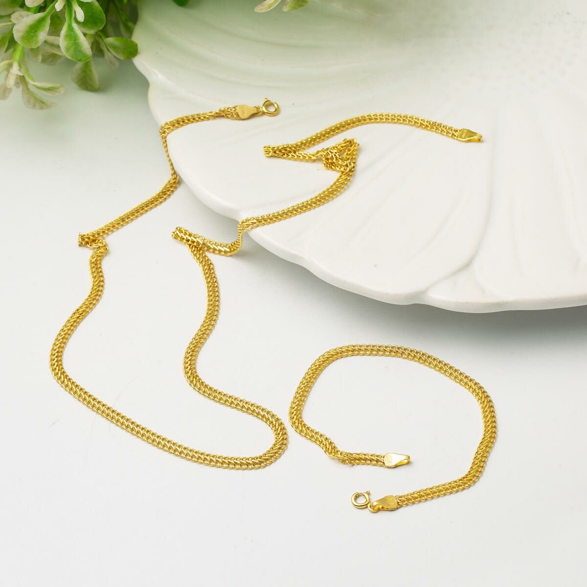 14K Yellow Gold Chain Necklace and Bracelet Set (4.63 g)