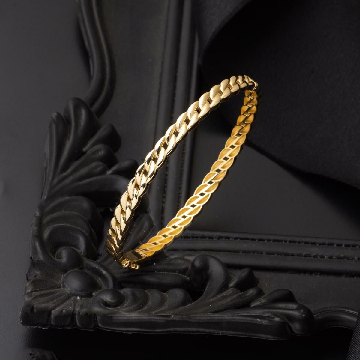 14K Yellow Gold Chain Hinged Cuff Bangle